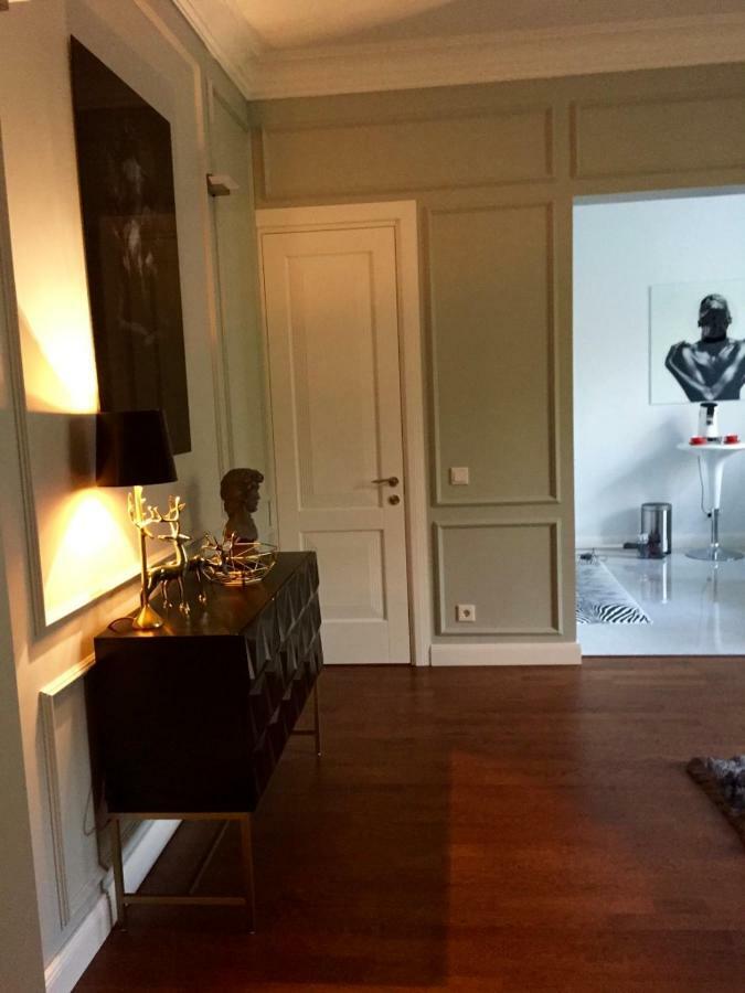 Altbauwohnung Im Herzen Von Karlsruhe Exterior foto